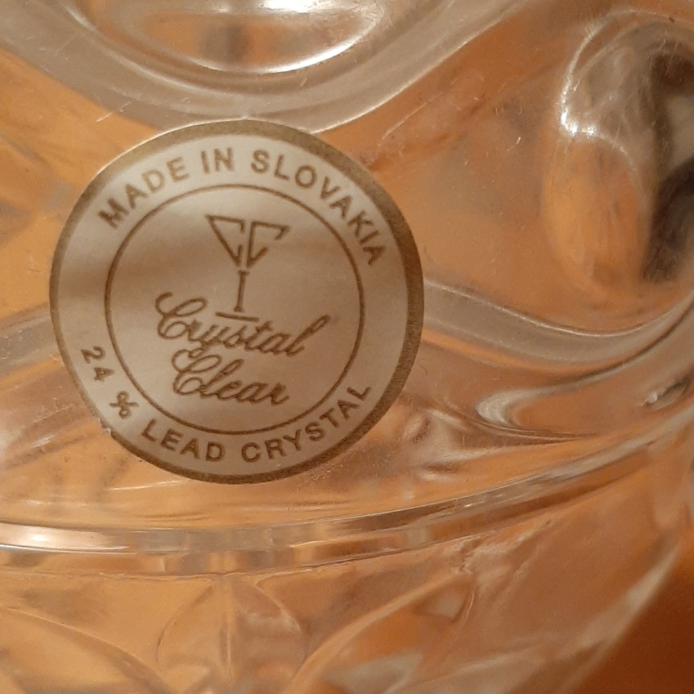 Cut Crystal Egg - Picture 2 of 6